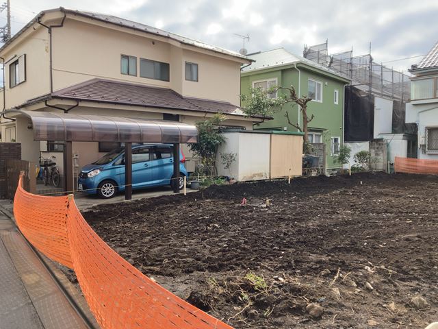コンクリートブロック塀撤去工事(東京都杉並区西荻南)前の様子です。